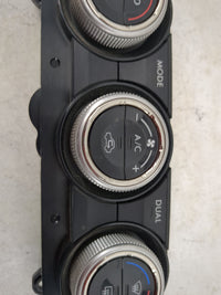 2017 Subaru Forester Climate Control Module Temperature AC/Heater Replacement P/N:72311SG651 T82013AC Fits OEM Used Auto Par