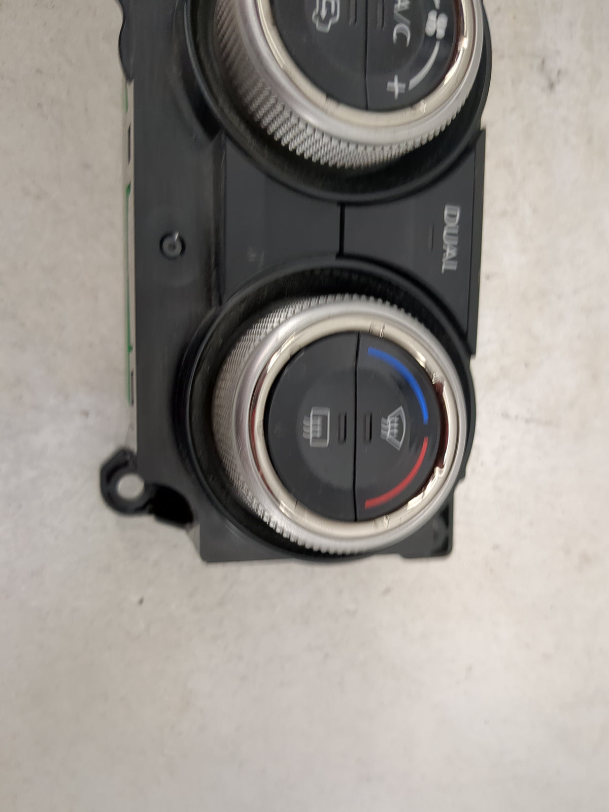 2017 Subaru Forester Climate Control Module Temperature AC/Heater Replacement P/N:72311SG651 T82013AC Fits OEM Used Auto Par