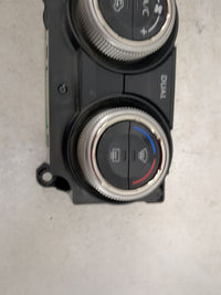 2017 Subaru Forester Climate Control Module Temperature AC/Heater Replacement P/N:72311SG651 T82013AC Fits OEM Used Auto Par