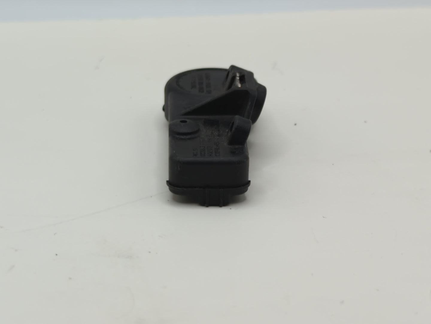 2018 Subaru Forester Tire Pressure Monitoring System Sensor Tpms - Oemusedautoparts1.com