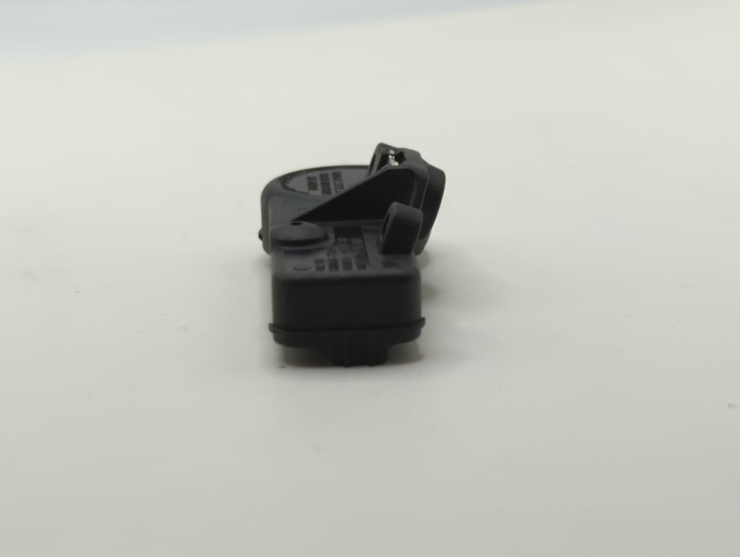 2018 Subaru Forester Tire Pressure Monitoring System Sensor Tpms - Oemusedautoparts1.com