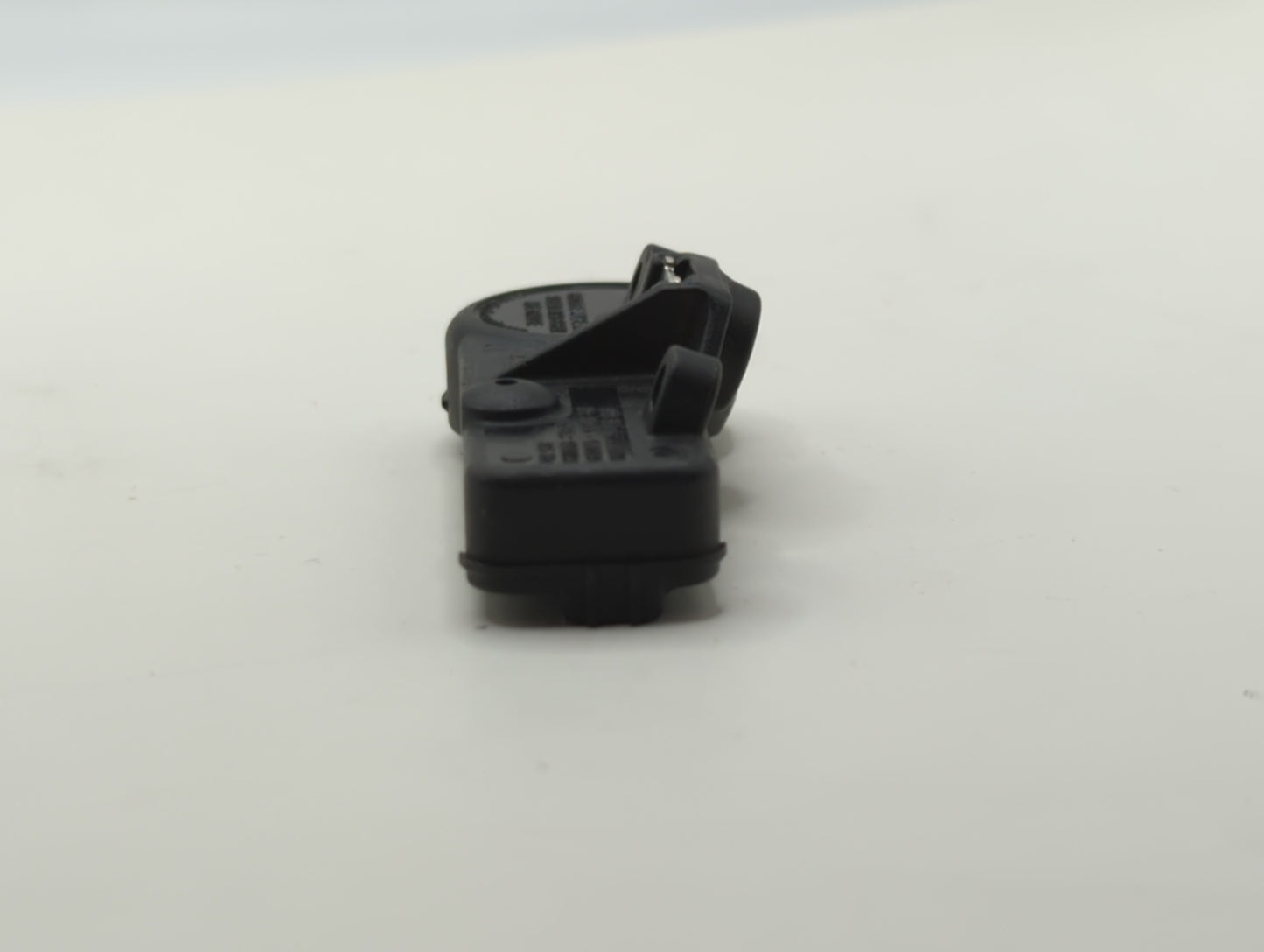 2018 Subaru Forester Tire Pressure Monitoring System Sensor Tpms - Oemusedautoparts1.com