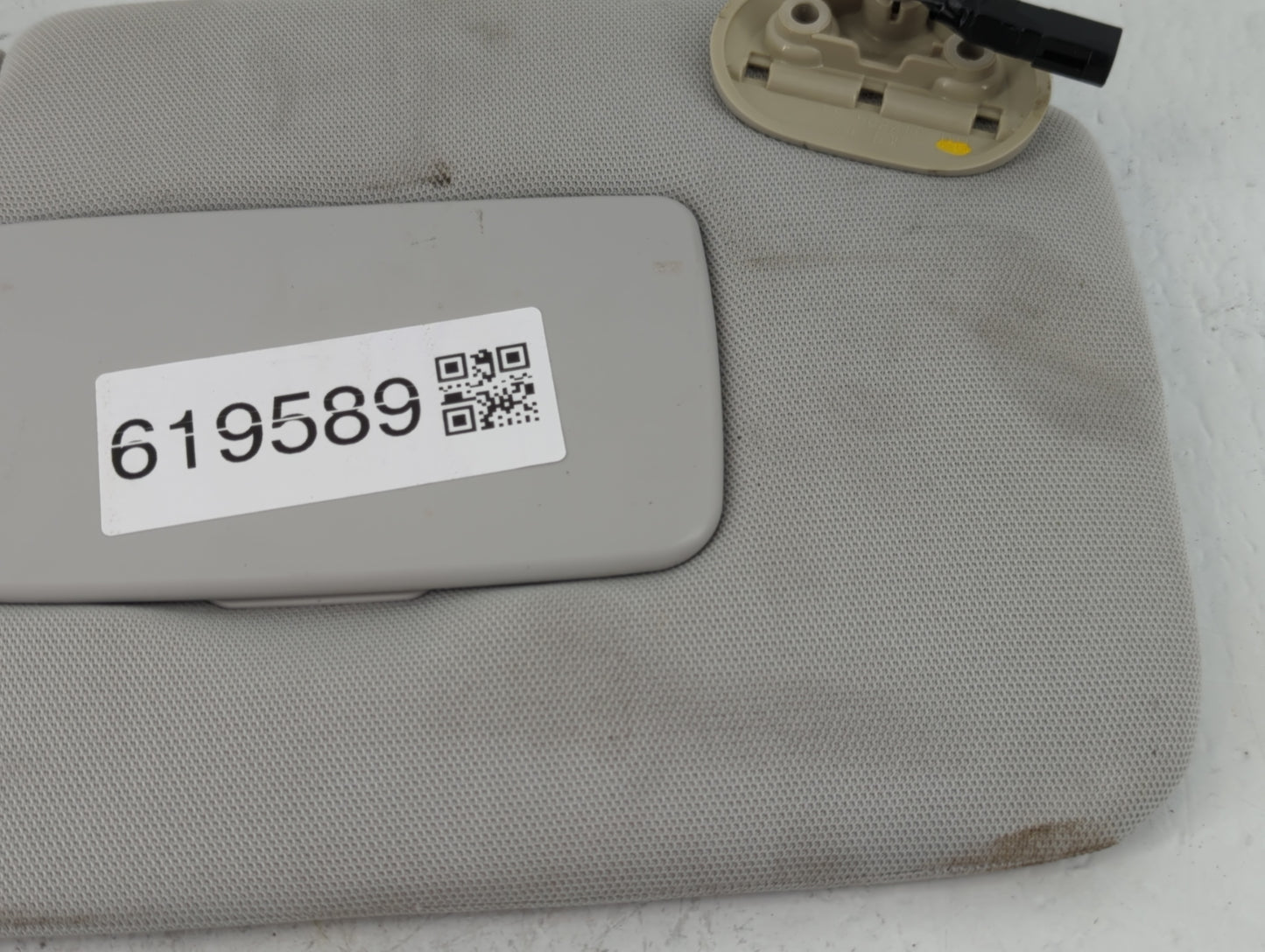 2018 Subaru Forester Sun Visor Shade Replacement Passenger Right Mirror Fits OEM Used Auto Parts - Oemusedautoparts1.com