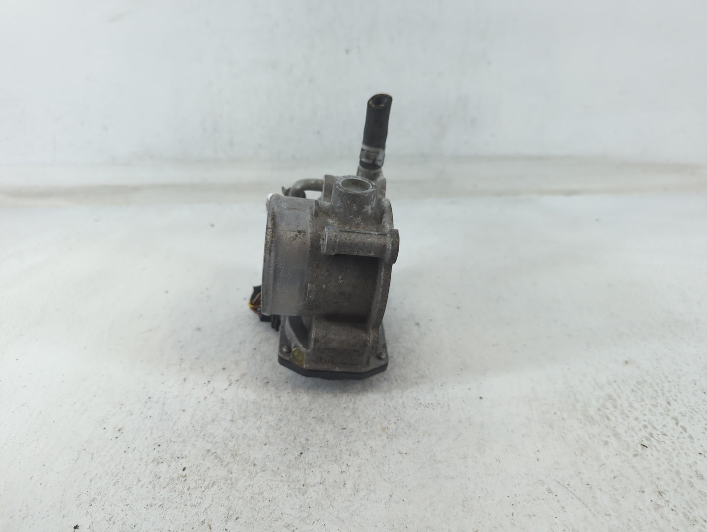 2011-2018 Subaru Forester Throttle Body P/N:142007U10 16112AA380 Fits Fits 2011 2012 2013 2014 2015 2016 2017 2018 OEM Used 