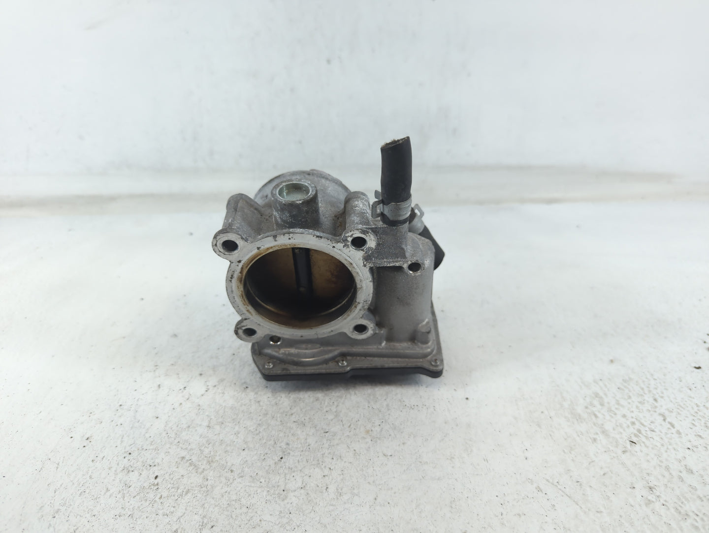 2011-2018 Subaru Forester Throttle Body P/N:142007U10 16112AA380 Fits Fits 2011 2012 2013 2014 2015 2016 2017 2018 OEM Used 