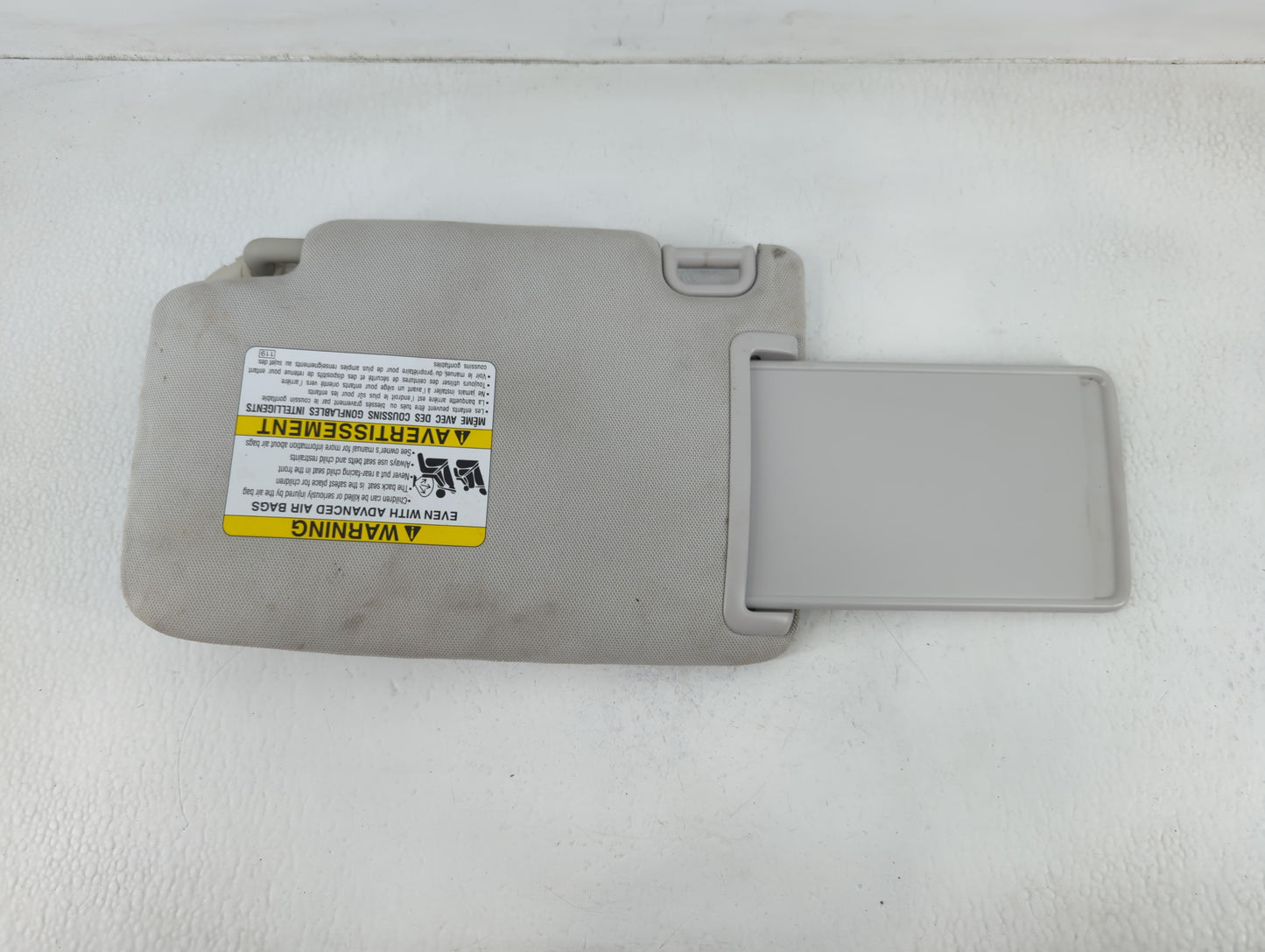 2018 Subaru Forester Sun Visor Shade Replacement Passenger Right Mirror Fits OEM Used Auto Parts - Oemusedautoparts1.com
