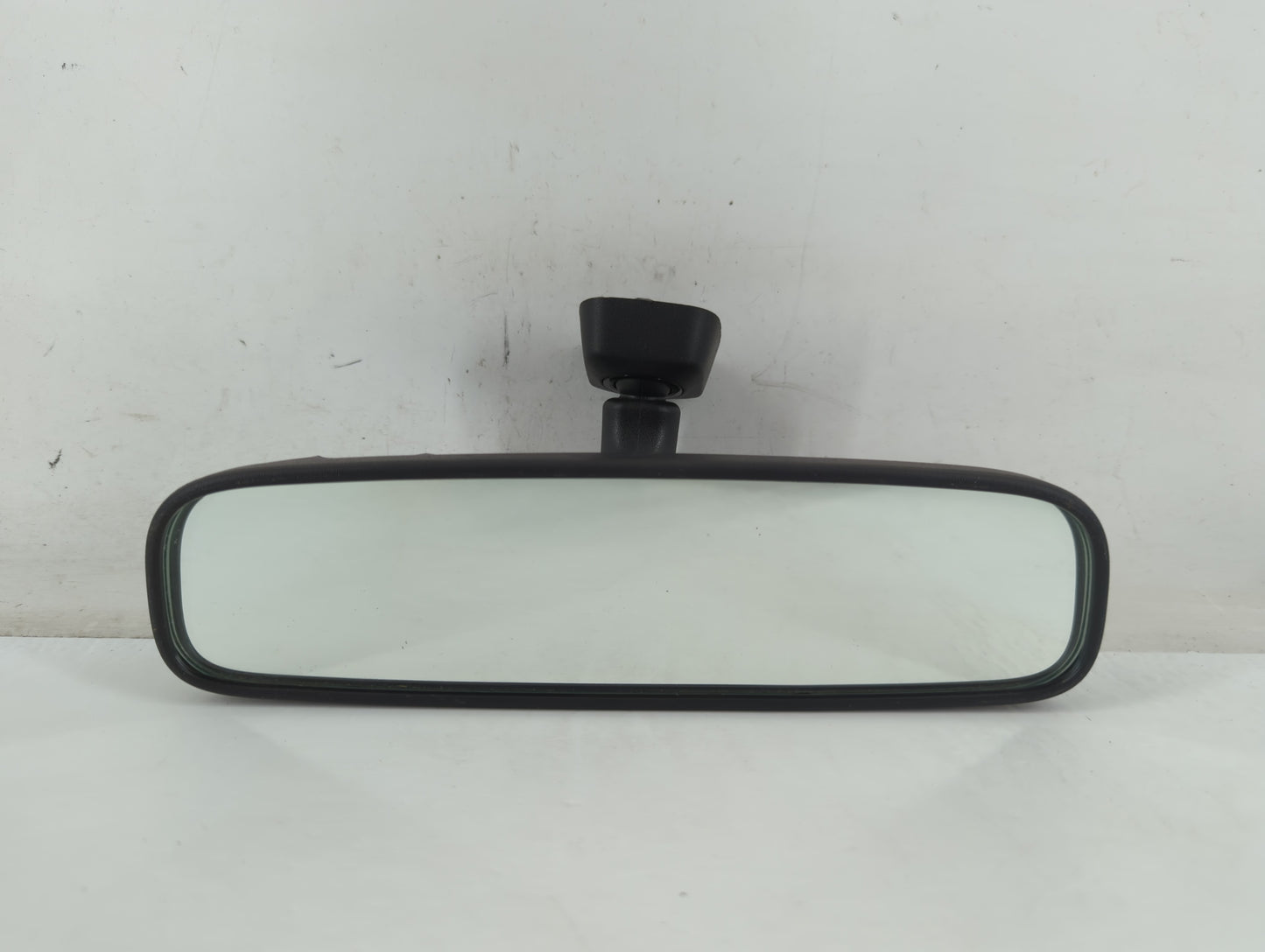 2018 Subaru Forester Interior Rear View Mirror Replacement OEM P/N:E4042197 E4012197 Fits OEM Used Auto Parts - Oemusedautop