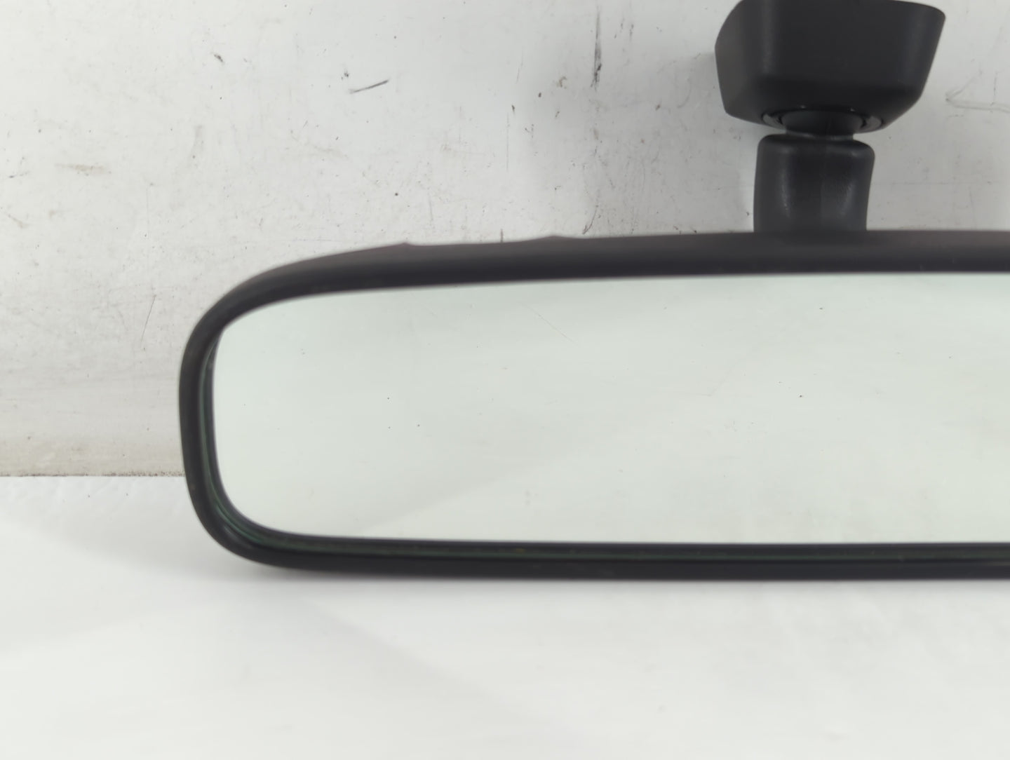 2018 Subaru Forester Interior Rear View Mirror Replacement OEM P/N:E4042197 E4012197 Fits OEM Used Auto Parts - Oemusedautop