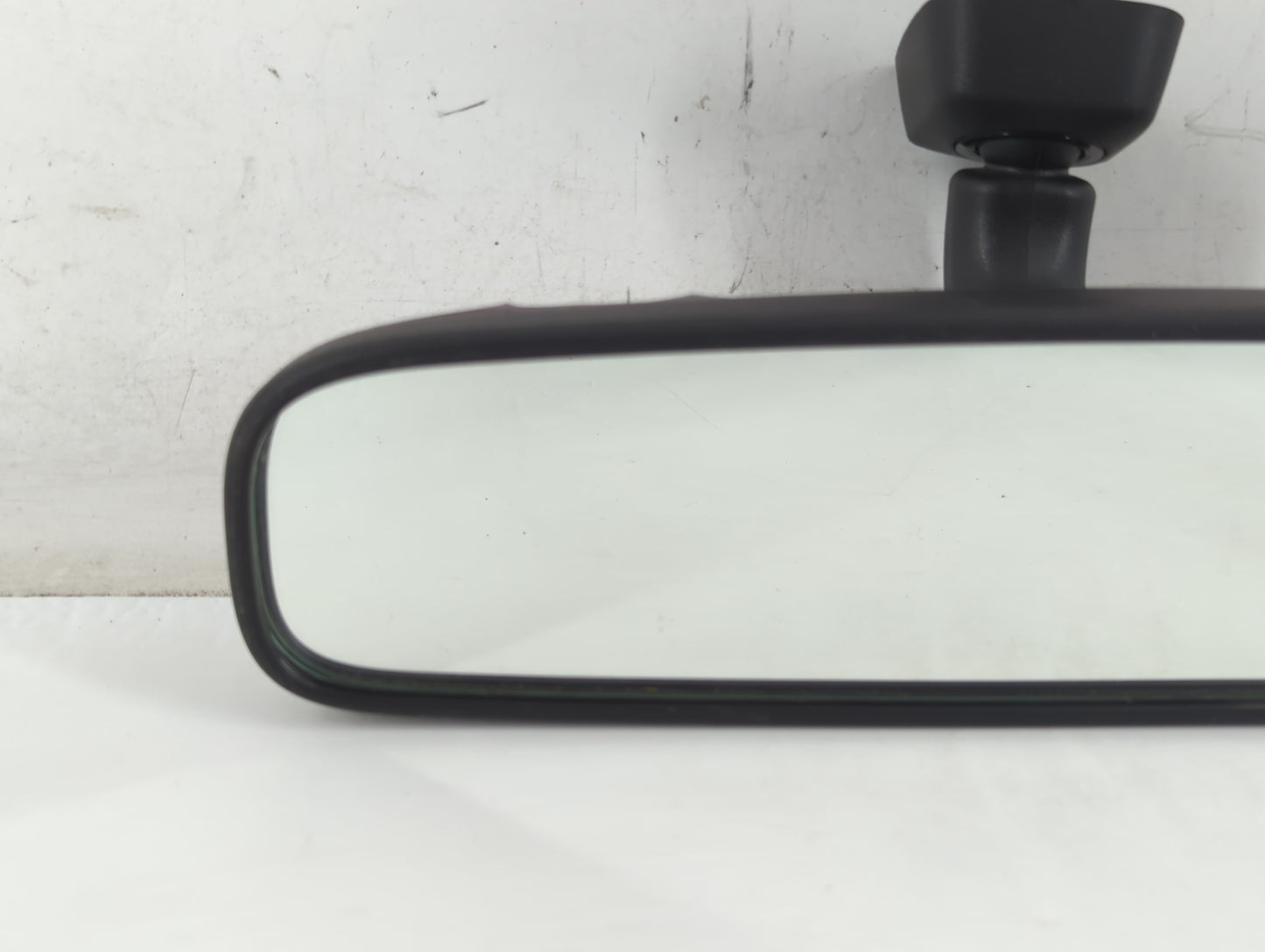 2018 Subaru Forester Interior Rear View Mirror Replacement OEM P/N:E4042197 E4012197 Fits OEM Used Auto Parts - Oemusedautop