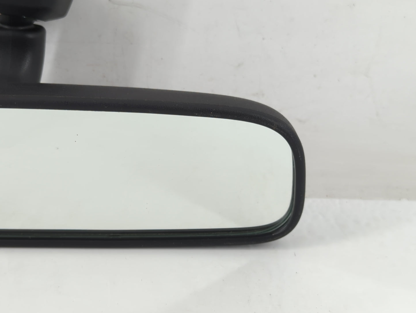 2018 Subaru Forester Interior Rear View Mirror Replacement OEM P/N:E4042197 E4012197 Fits OEM Used Auto Parts - Oemusedautop