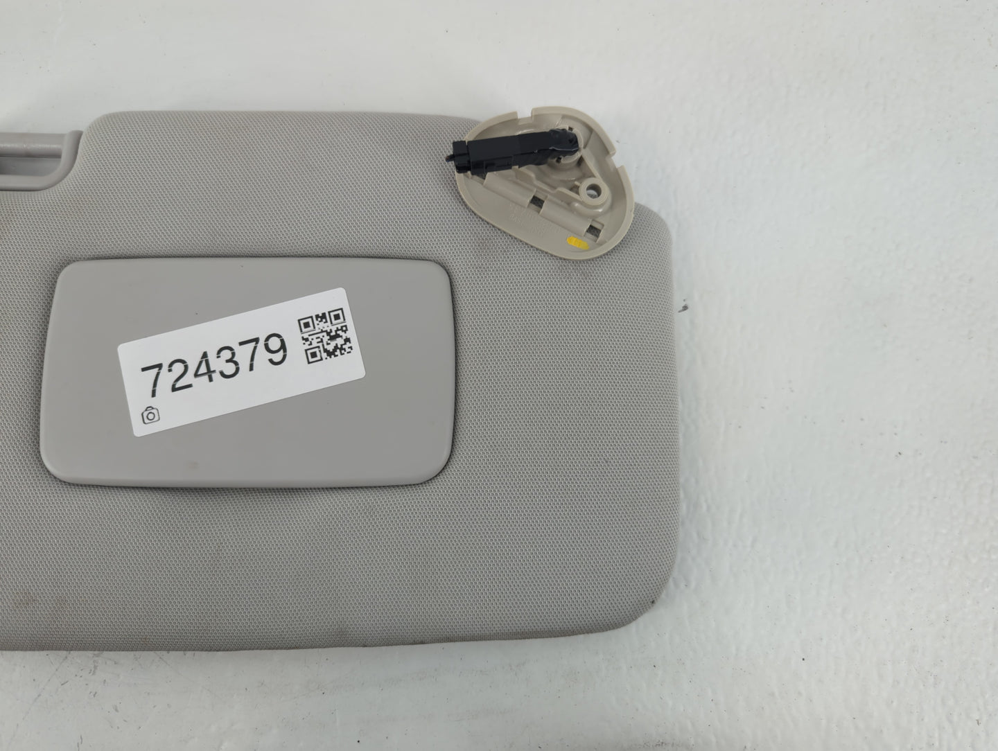 2018 Subaru Forester Sun Visor Shade Replacement Passenger Right Mirror Fits OEM Used Auto Parts - Oemusedautoparts1.com