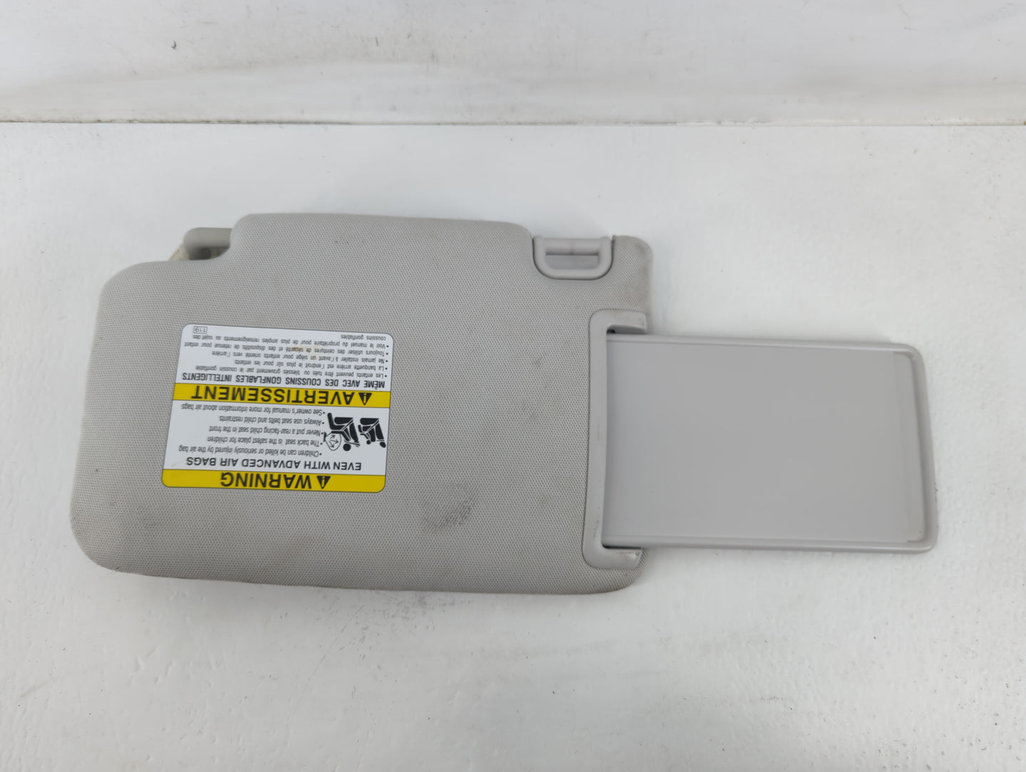 2018 Subaru Forester Sun Visor Shade Replacement Passenger Right Mirror Fits OEM Used Auto Parts - Oemusedautoparts1.com