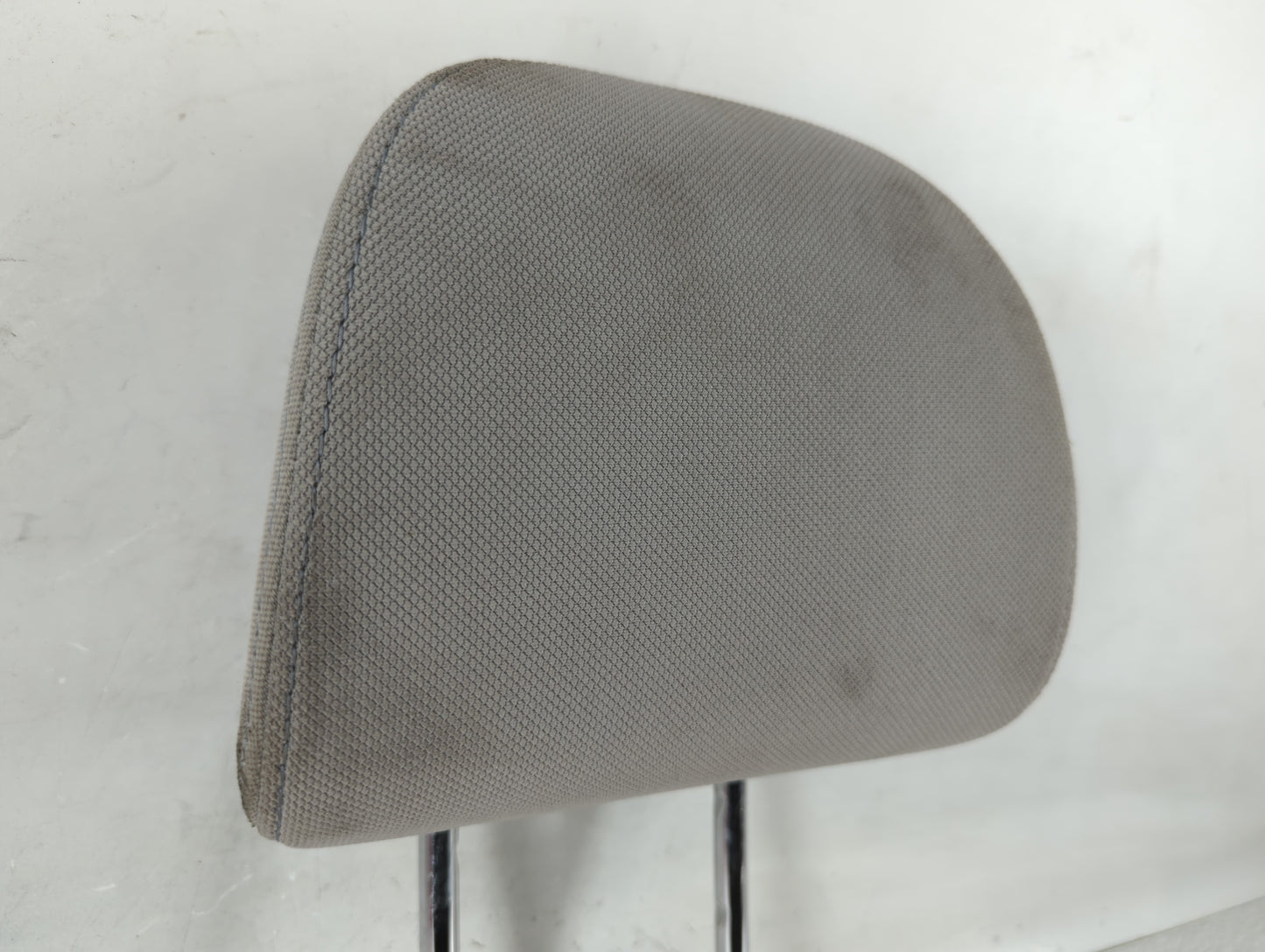 2018 Subaru Forester Headrest Head Rest Front Driver Passenger Seat Grey - Oemusedautoparts1.com