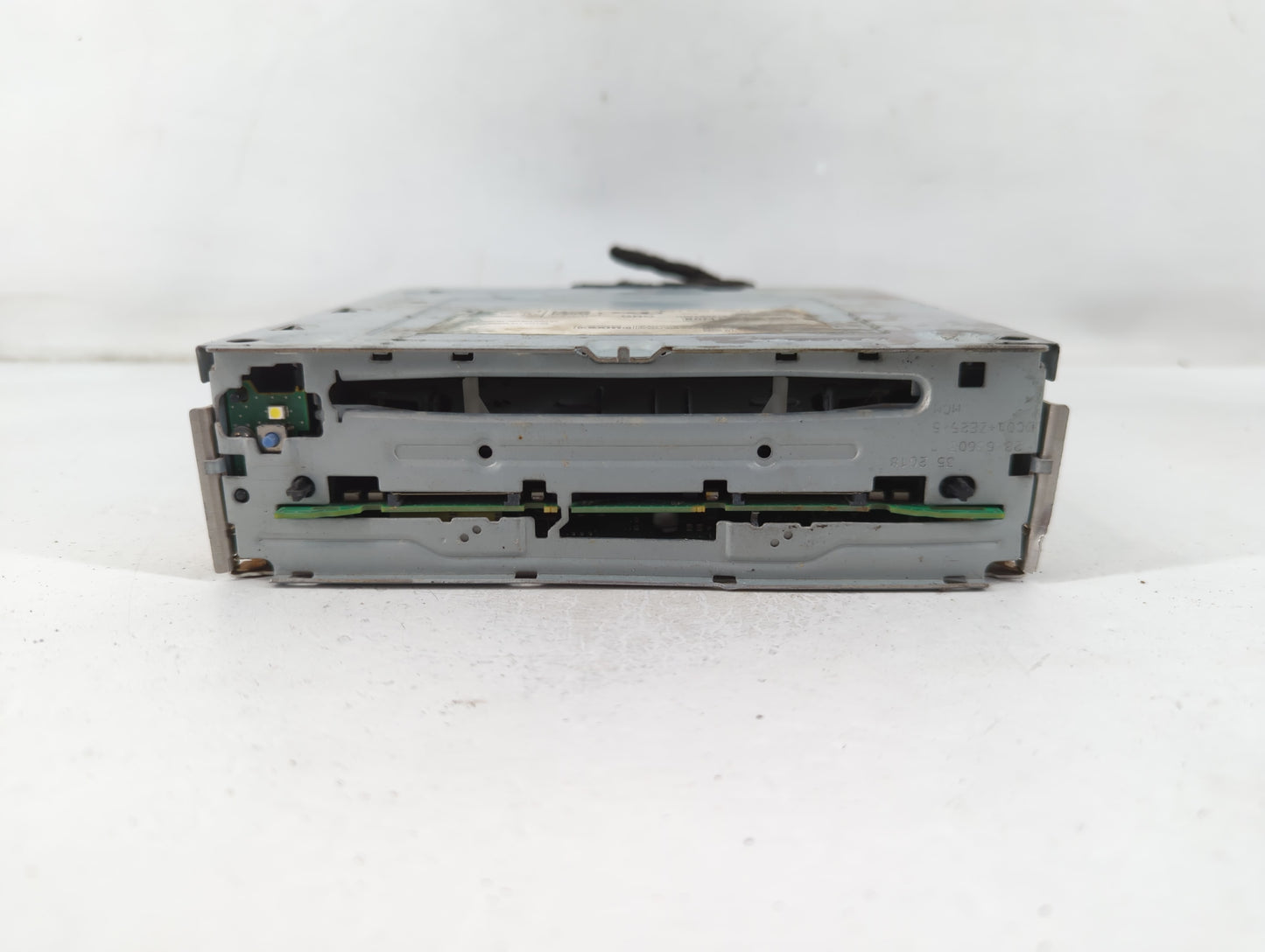 2018 Subaru Forester Radio AM FM Cd Player Receiver Replacement P/N:8V1 035 652 D Fits OEM Used Auto Parts - Oemusedautopart