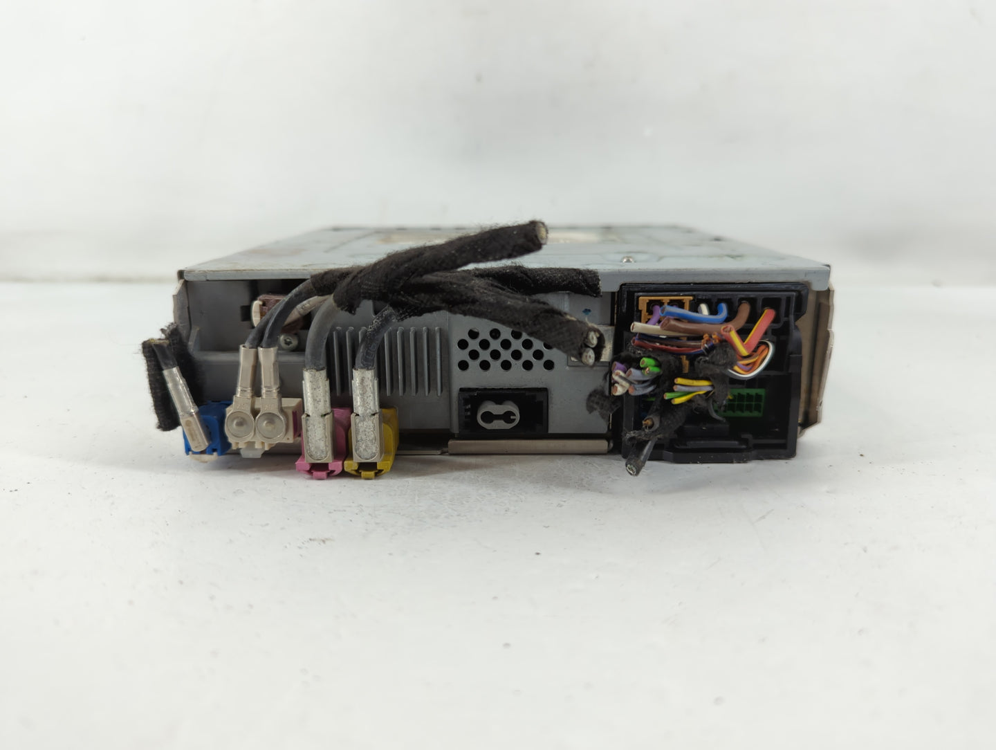 2018 Subaru Forester Radio AM FM Cd Player Receiver Replacement P/N:8V1 035 652 D Fits OEM Used Auto Parts - Oemusedautopart