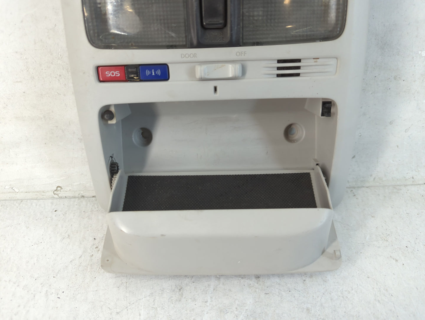 2018 Subaru Forester Overhead Roof Console - Oemusedautoparts1.com