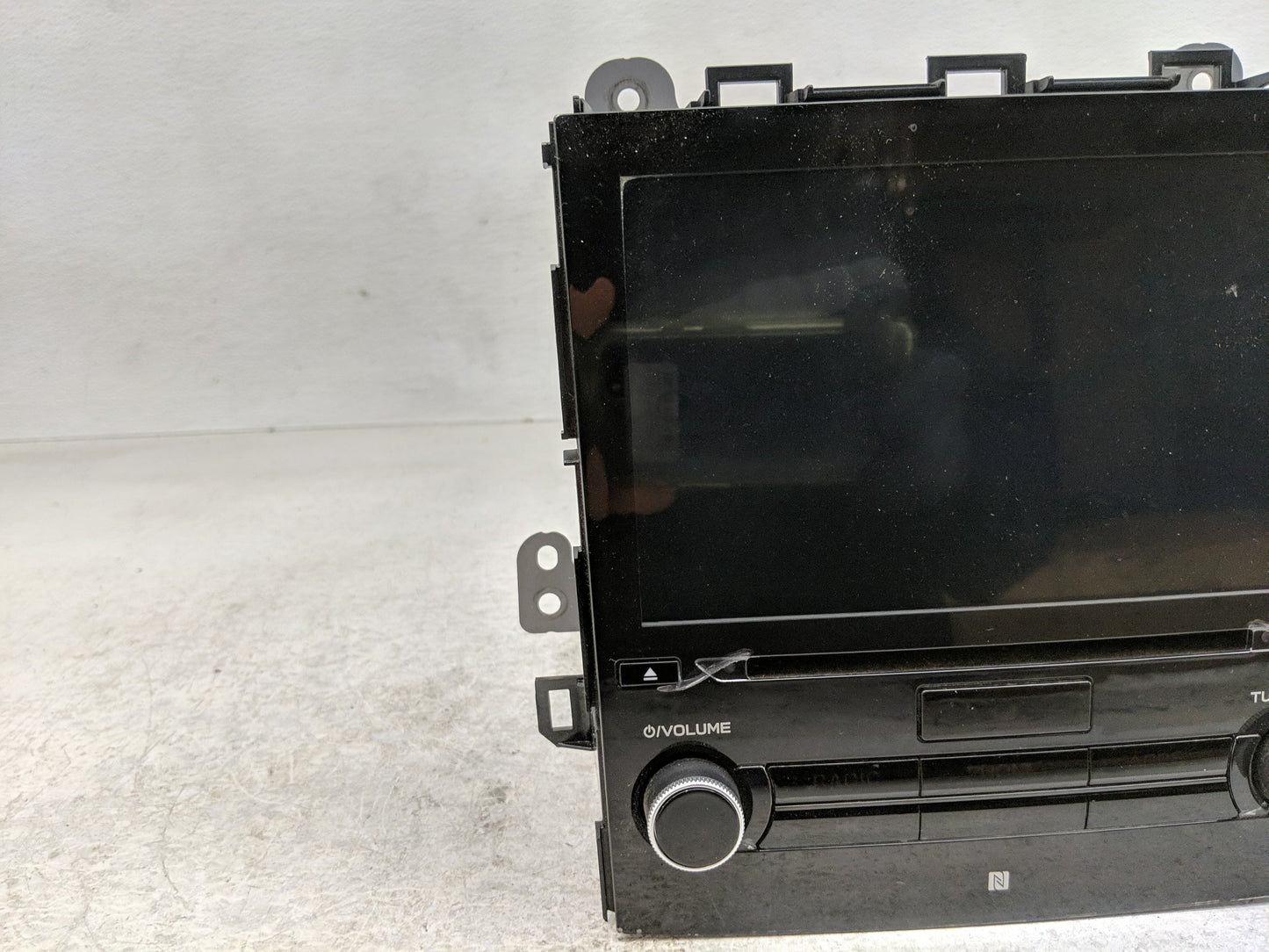 2017-2018 Subaru Impreza Radio AM FM Cd Player Receiver Replacement P/N:03250059 Fits Fits 2017 2018 OEM Used Auto Parts - O