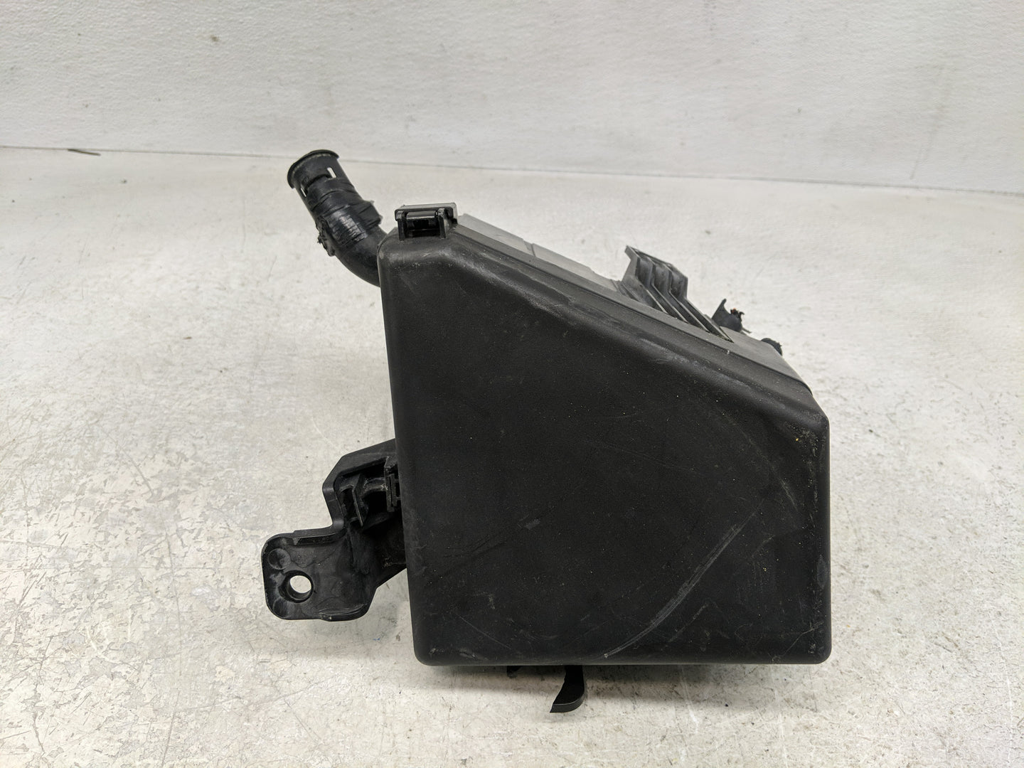 2017-2022 Subaru Impreza Fusebox Fuse Box Panel Relay Module Fits Fits 2017 2018 2019 2020 2021 2022 OEM Used Auto Parts - O