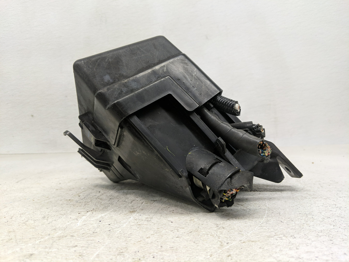 2017-2022 Subaru Impreza Fusebox Fuse Box Panel Relay Module Fits Fits 2017 2018 2019 2020 2021 2022 OEM Used Auto Parts - O