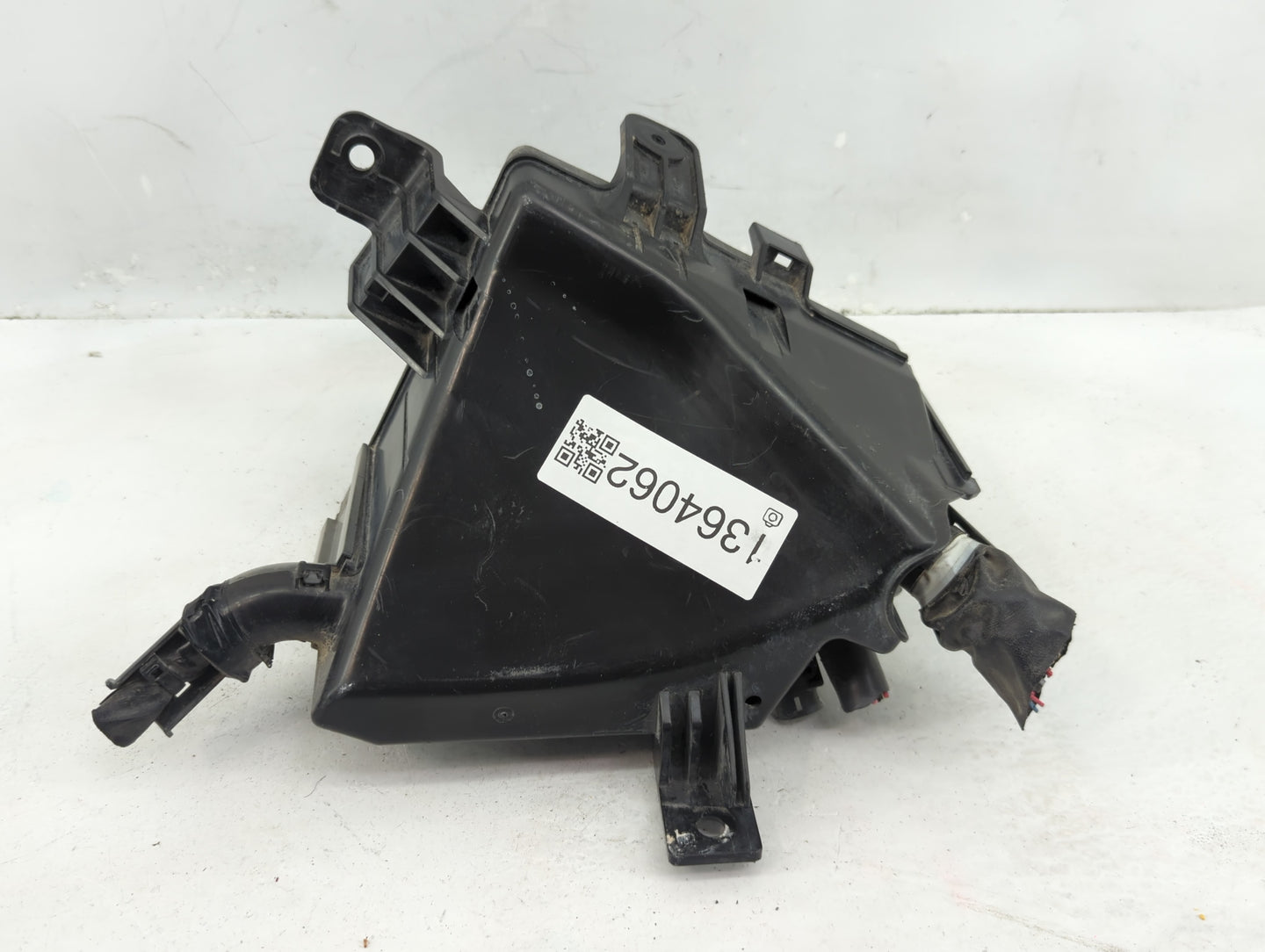 2017-2022 Subaru Impreza Fusebox Fuse Box Panel Relay Module P/N:MB504101B Fits Fits 2017 2018 2019 2020 2021 2022 OEM Used 
