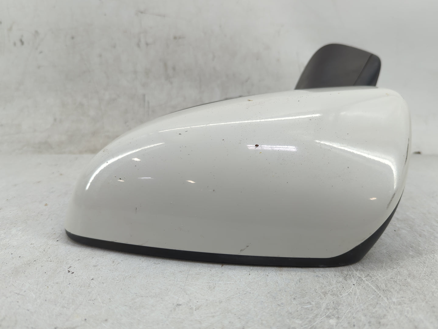 2017-2022 Subaru Impreza Driver Side View Mirror - Left Door Mirror OEM Used - Oemusedautoparts1.com