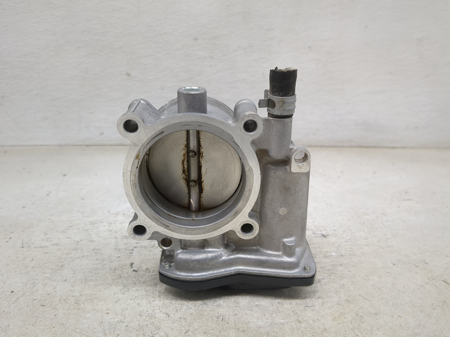 2017-2022 Subaru Impreza Throttle Body P/N:16112AA470 Fits Fits 2017 2018 2019 2020 2021 2022 OEM Used Auto Parts - Oemuseda