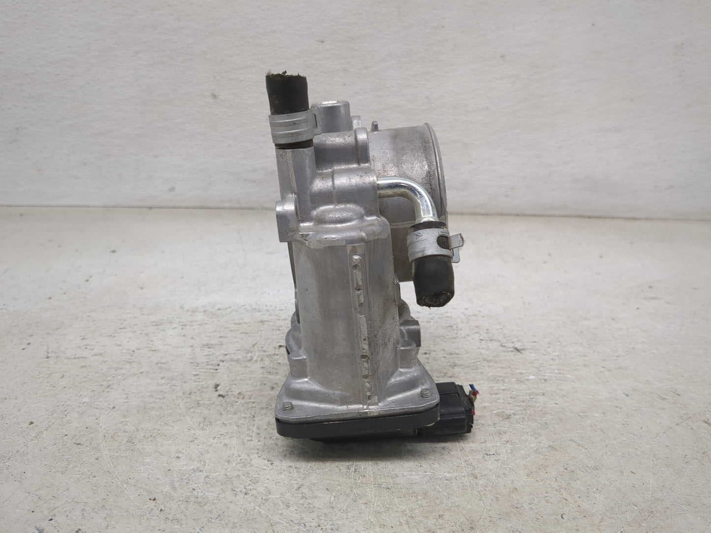 2017-2022 Subaru Impreza Throttle Body P/N:16112AA470 Fits Fits 2017 2018 2019 2020 2021 2022 OEM Used Auto Parts - Oemuseda