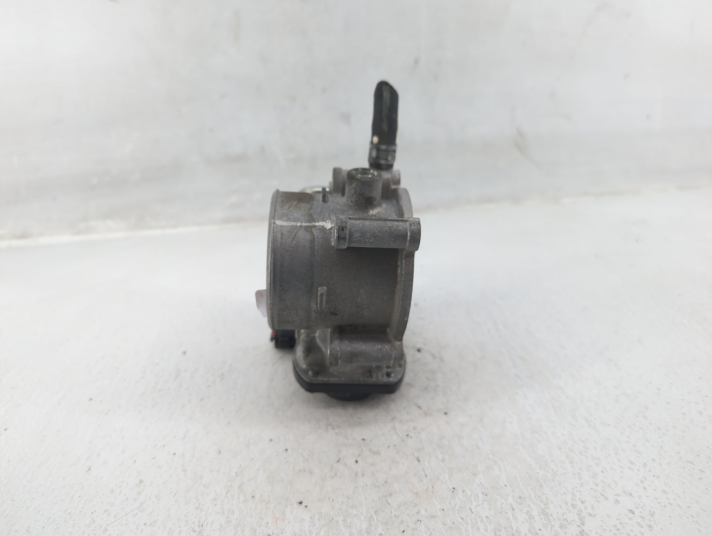2017-2022 Subaru Impreza Throttle Body P/N:1611211470 Fits Fits 2017 2018 2019 2020 2021 2022 OEM Used Auto Parts - Oemuseda