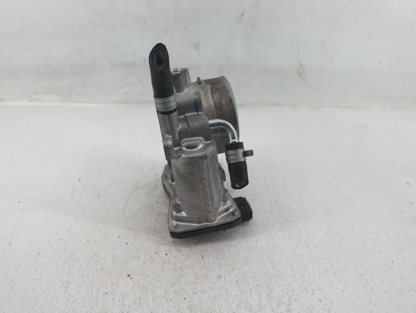 2017-2022 Subaru Impreza Throttle Body P/N:1611211470 Fits Fits 2017 2018 2019 2020 2021 2022 OEM Used Auto Parts - Oemuseda