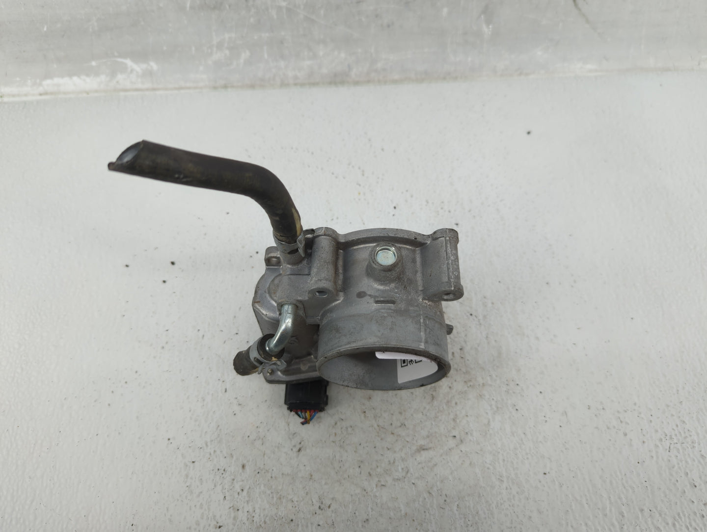 2017-2022 Subaru Impreza Throttle Body P/N:16112AA470 Fits Fits 2017 2018 2019 2020 2021 2022 OEM Used Auto Parts - Oemuseda