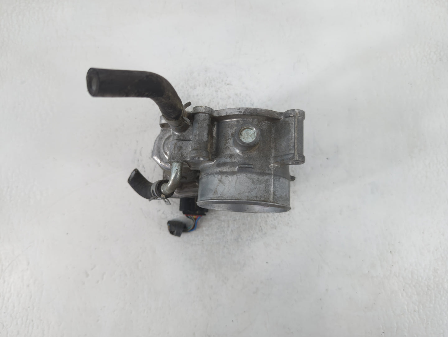 2017-2022 Subaru Impreza Throttle Body P/N:16112AA470 Fits Fits 2017 2018 2019 2020 2021 2022 OEM Used Auto Parts - Oemuseda