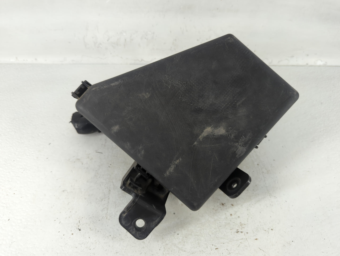 2017-2022 Subaru Impreza Fusebox Fuse Box Panel Relay Module P/N:MB504I0IB Fits Fits 2017 2018 2019 2020 2021 2022 OEM Used 