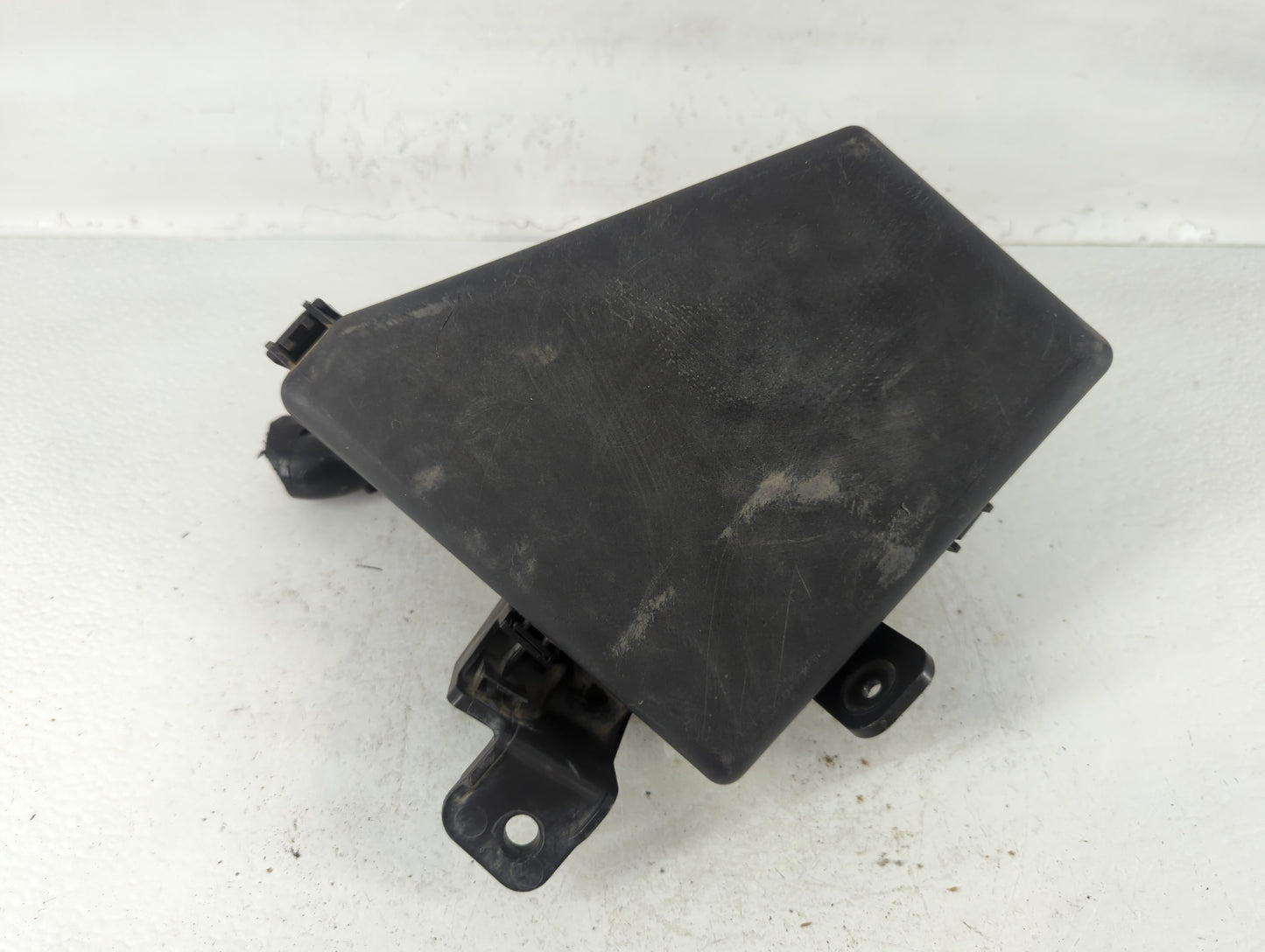 2017-2022 Subaru Impreza Fusebox Fuse Box Panel Relay Module P/N:MB504I0IB Fits Fits 2017 2018 2019 2020 2021 2022 OEM Used 