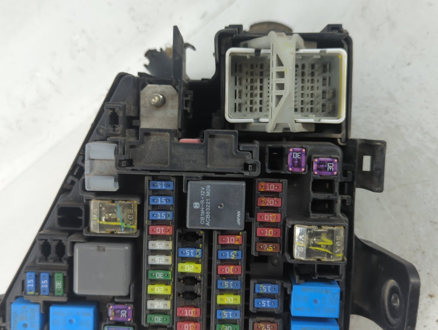2017-2022 Subaru Impreza Fusebox Fuse Box Panel Relay Module P/N:MB504I0IB Fits Fits 2017 2018 2019 2020 2021 2022 OEM Used 