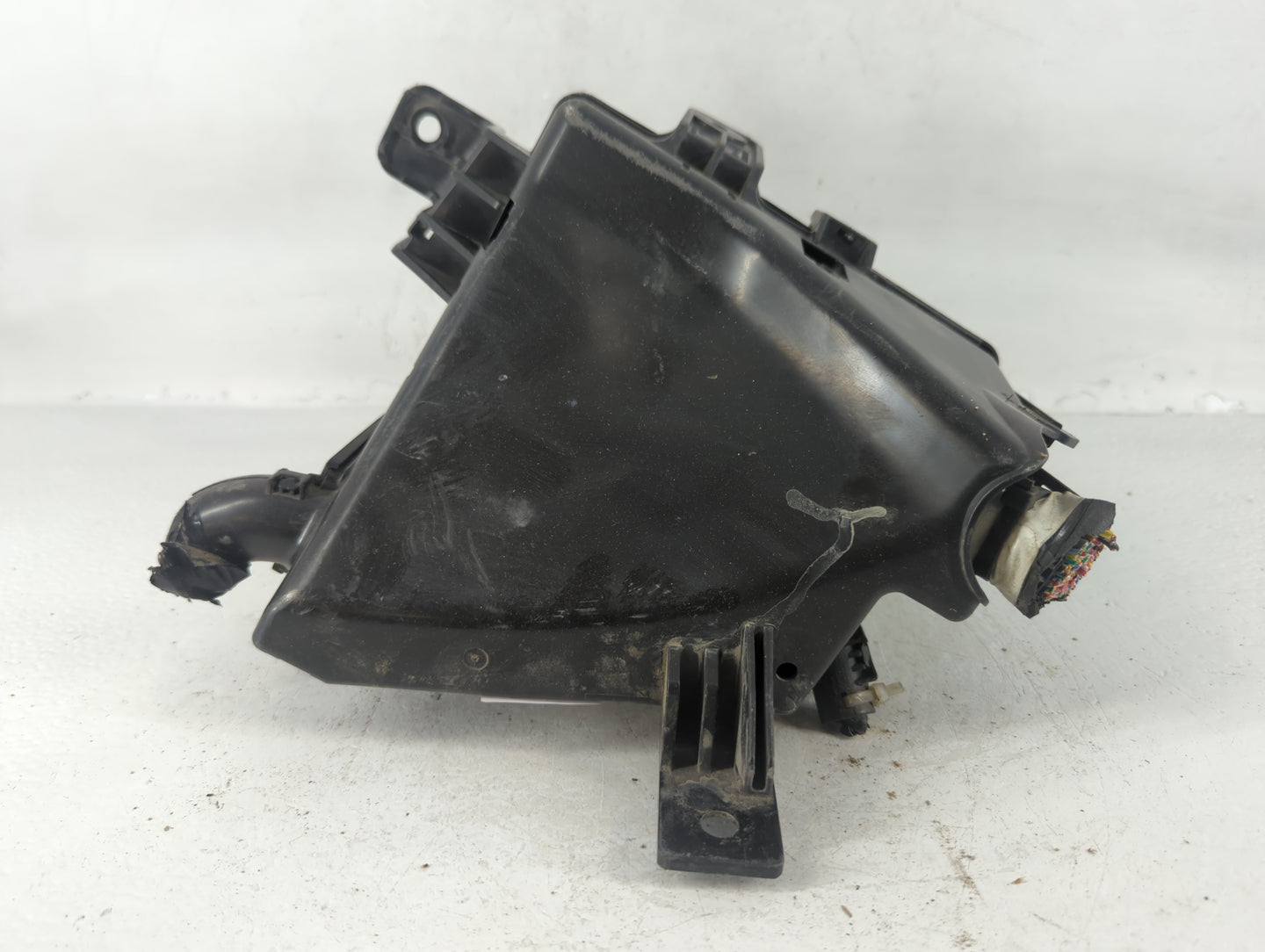 2017-2022 Subaru Impreza Fusebox Fuse Box Panel Relay Module P/N:MB504I0IB Fits Fits 2017 2018 2019 2020 2021 2022 OEM Used 