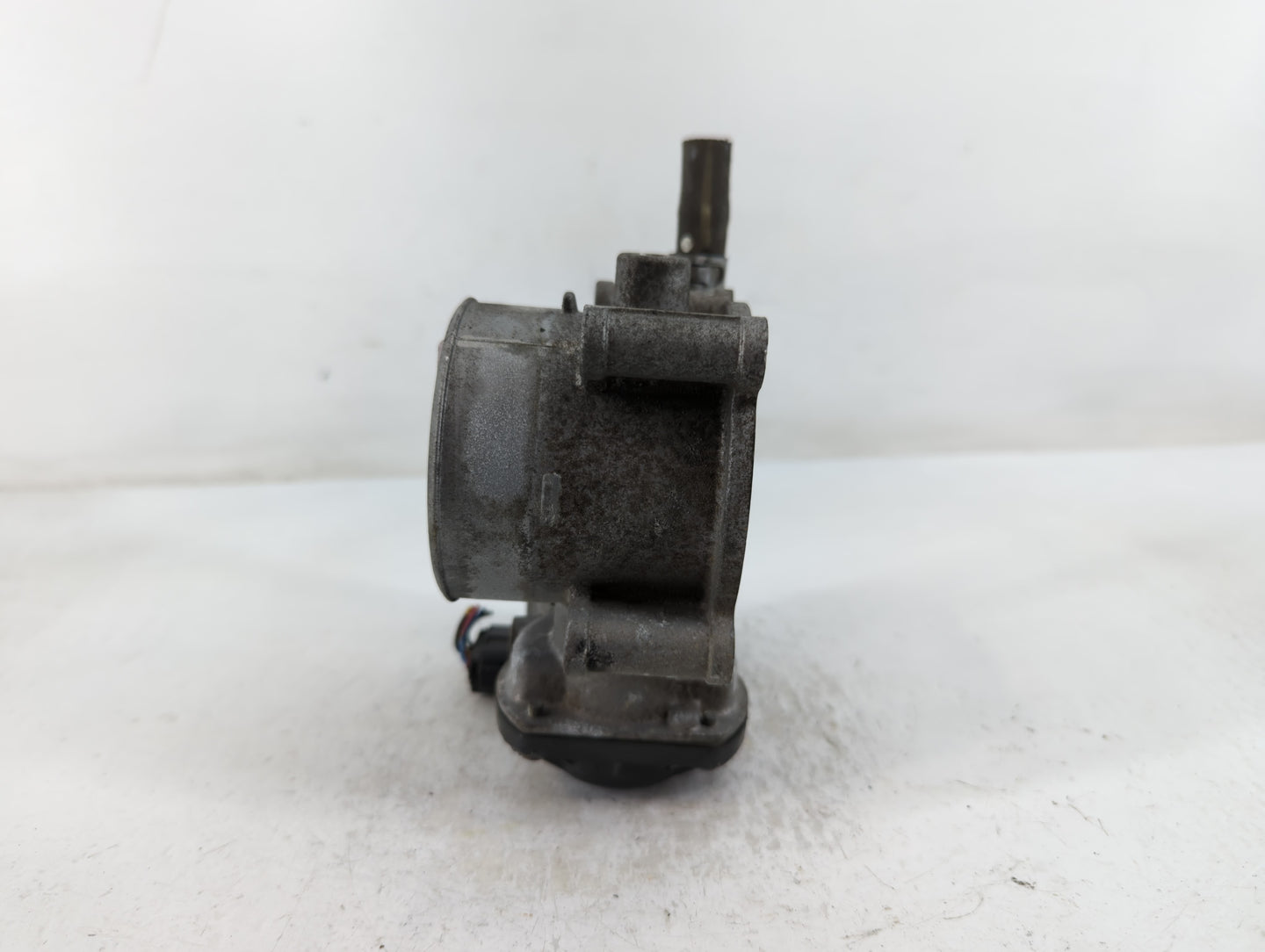 2017-2022 Subaru Impreza Throttle Body P/N:16112AA470 Fits Fits 2017 2018 2019 2020 2021 2022 OEM Used Auto Parts - Oemuseda