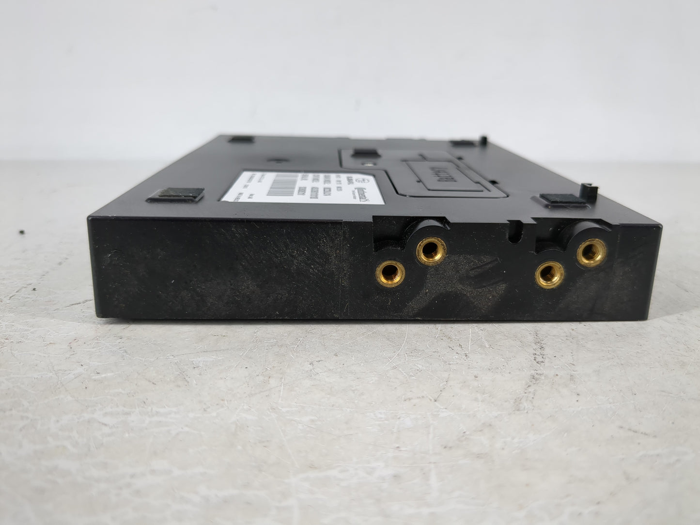 2016-2018 Subaru Legacy Telematics Control Module 86222al01a - Oemusedautoparts1.com