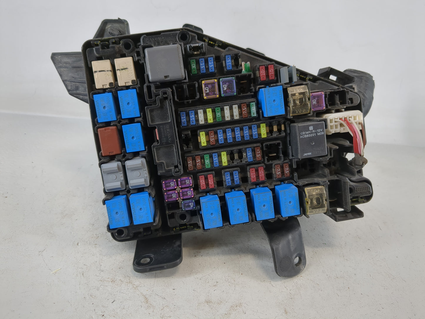 2018 Subaru Legacy Fusebox Fuse Box Panel Relay Module P/N:MB504302B Fits OEM Used Auto Parts - Oemusedautoparts1.com