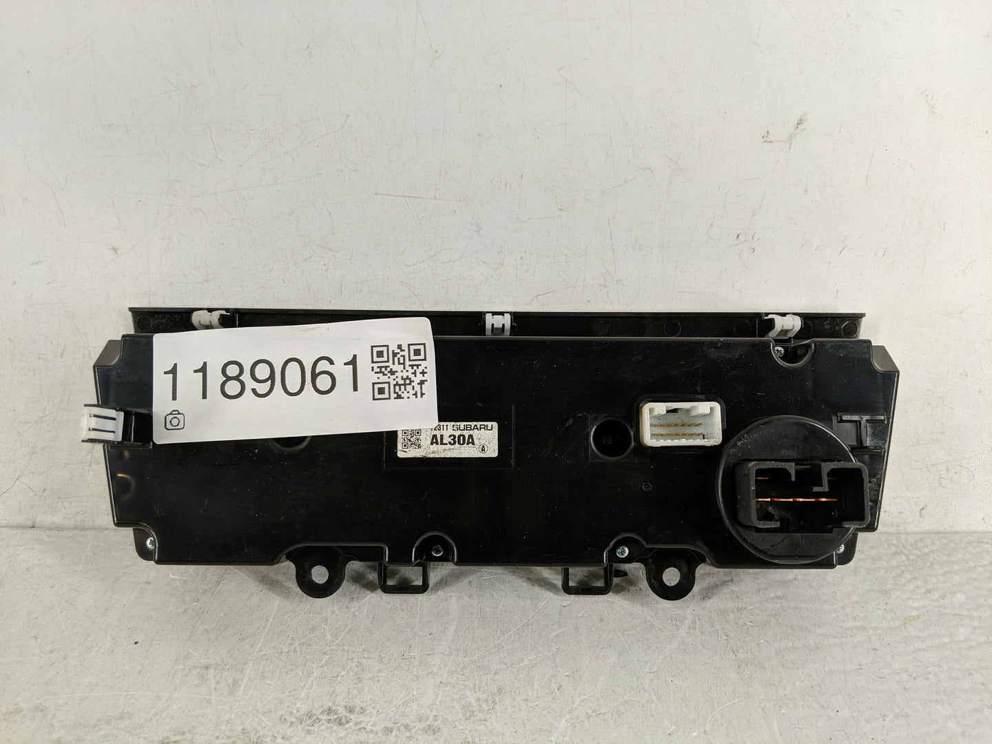 2018-2019 Subaru Legacy Climate Control Module Temperature AC/Heater Replacement P/N:72311 AL30A Fits Fits 2018 2019 OEM Use