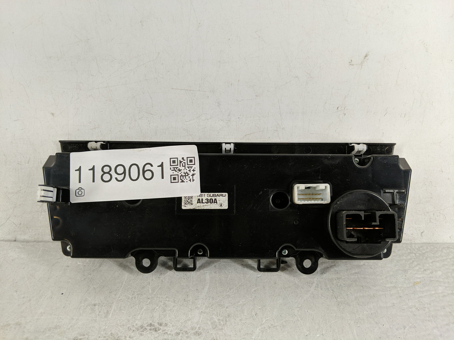 2018-2019 Subaru Legacy Climate Control Module Temperature AC/Heater Replacement P/N:72311 AL30A Fits Fits 2018 2019 OEM Use