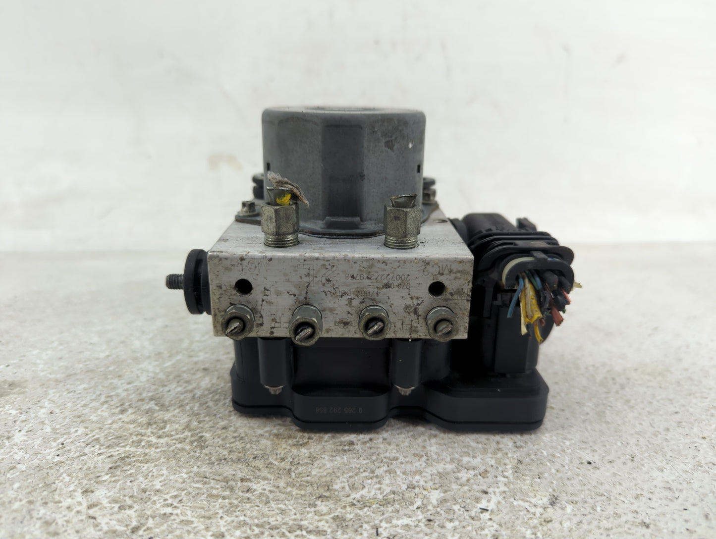 2018 Subaru Legacy ABS Pump Control Module Replacement P/N:27536AL07A Fits OEM Used Auto Parts - Oemusedautoparts1.com