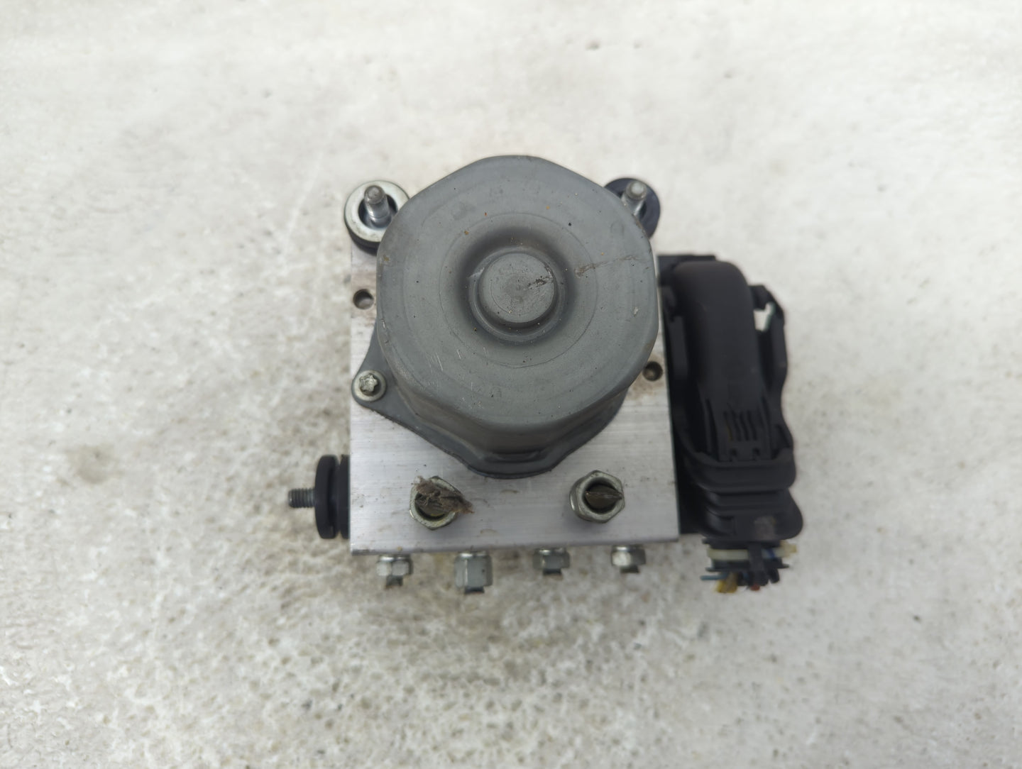 2018 Subaru Legacy ABS Pump Control Module Replacement P/N:27536AL07A Fits OEM Used Auto Parts - Oemusedautoparts1.com