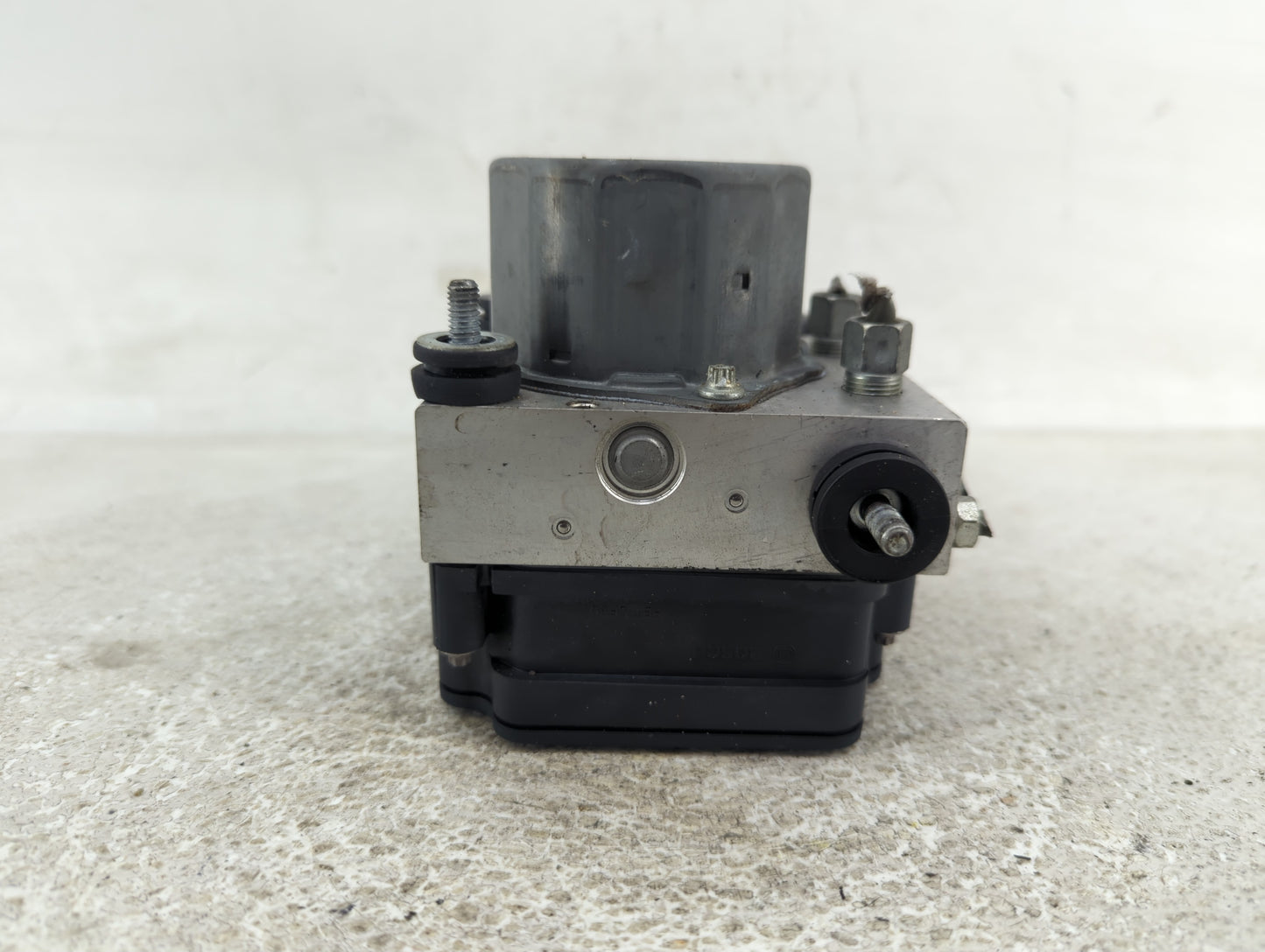 2018 Subaru Legacy ABS Pump Control Module Replacement P/N:27536AL07A Fits OEM Used Auto Parts - Oemusedautoparts1.com