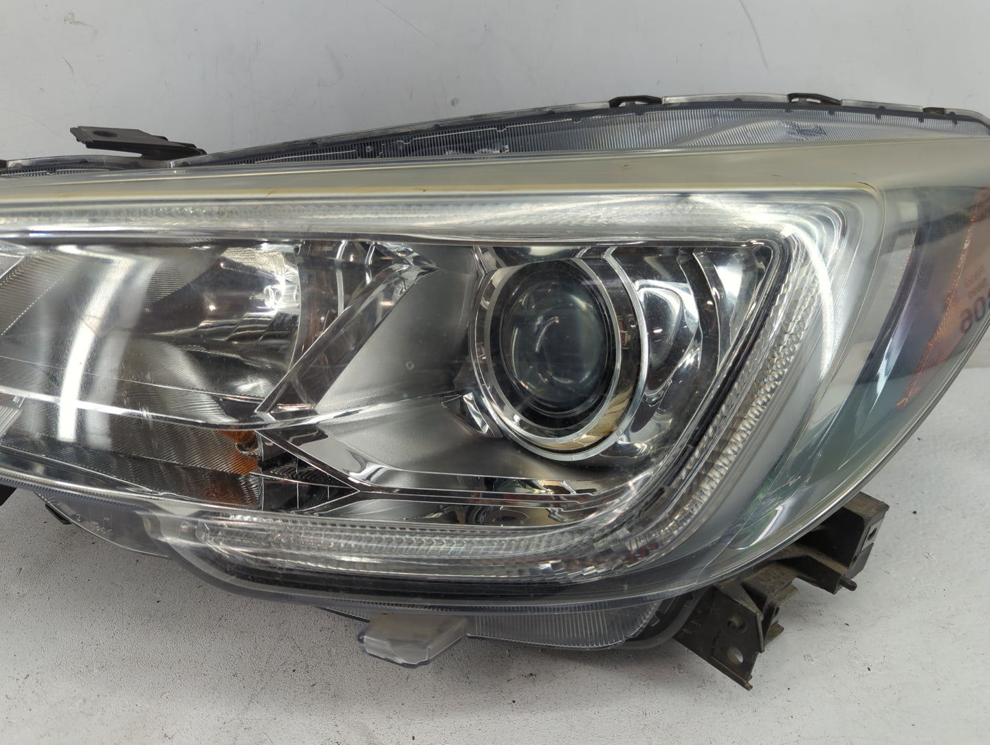 2018-2019 Subaru Legacy Driver Left Oem Head Light Headlight Lamp - Oemusedautoparts1.com