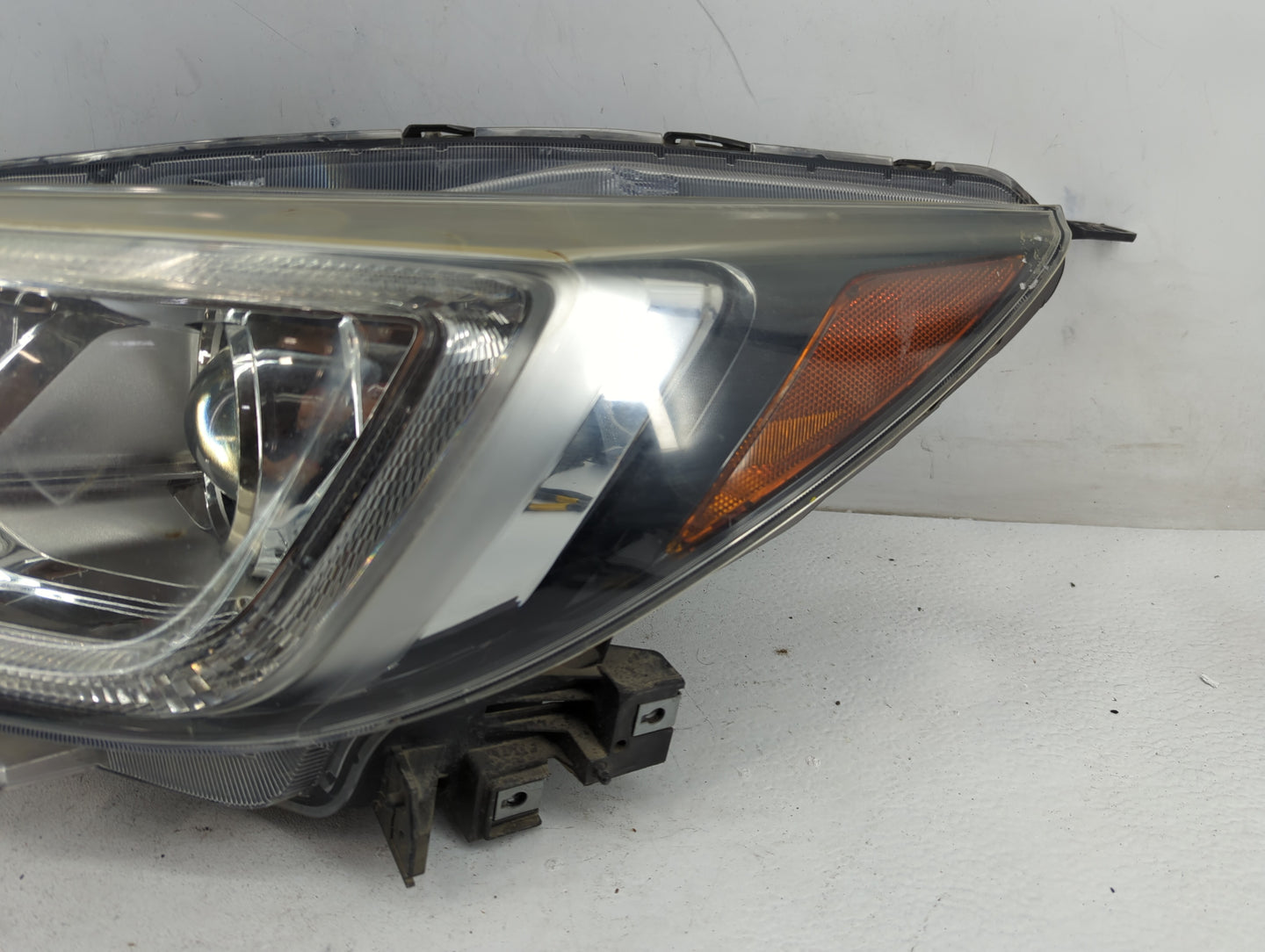 2018-2019 Subaru Legacy Driver Left Oem Head Light Headlight Lamp - Oemusedautoparts1.com