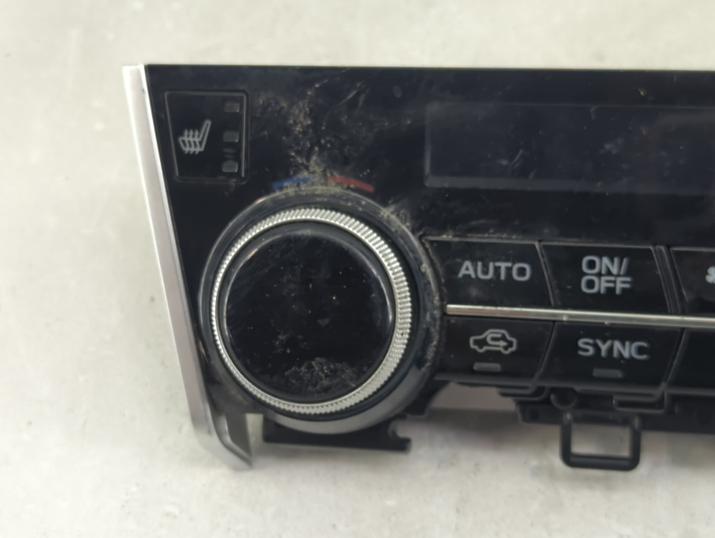 2018-2019 Subaru Legacy Climate Control Module Temperature AC/Heater Replacement P/N:72311AL32A Fits Fits 2018 2019 OEM Used
