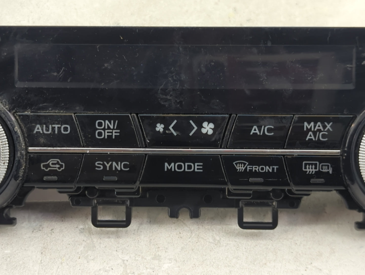 2018-2019 Subaru Legacy Climate Control Module Temperature AC/Heater Replacement P/N:72311AL32A Fits Fits 2018 2019 OEM Used