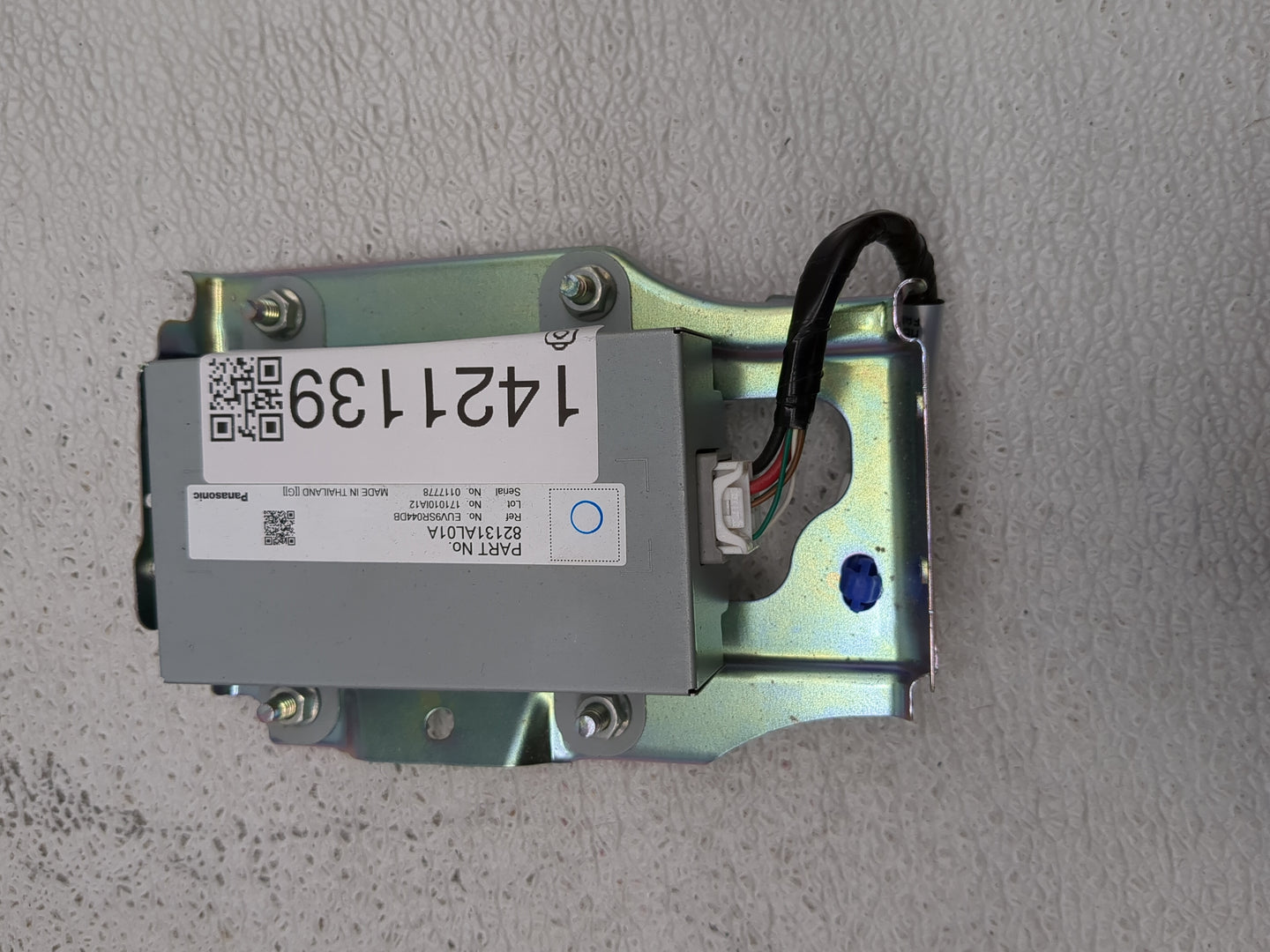 2018 Subaru Legacy Am Fm Cd Player Radio Receiver - Oemusedautoparts1.com