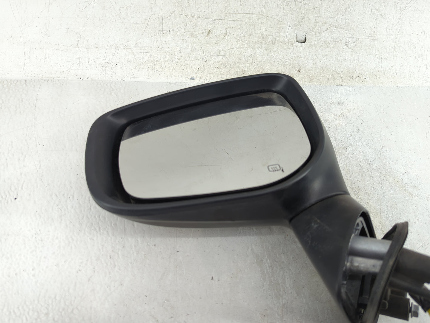 2018-2019 Subaru Legacy Driver Side View Mirror - Left Door Mirror OEM Used - Oemusedautoparts1.com