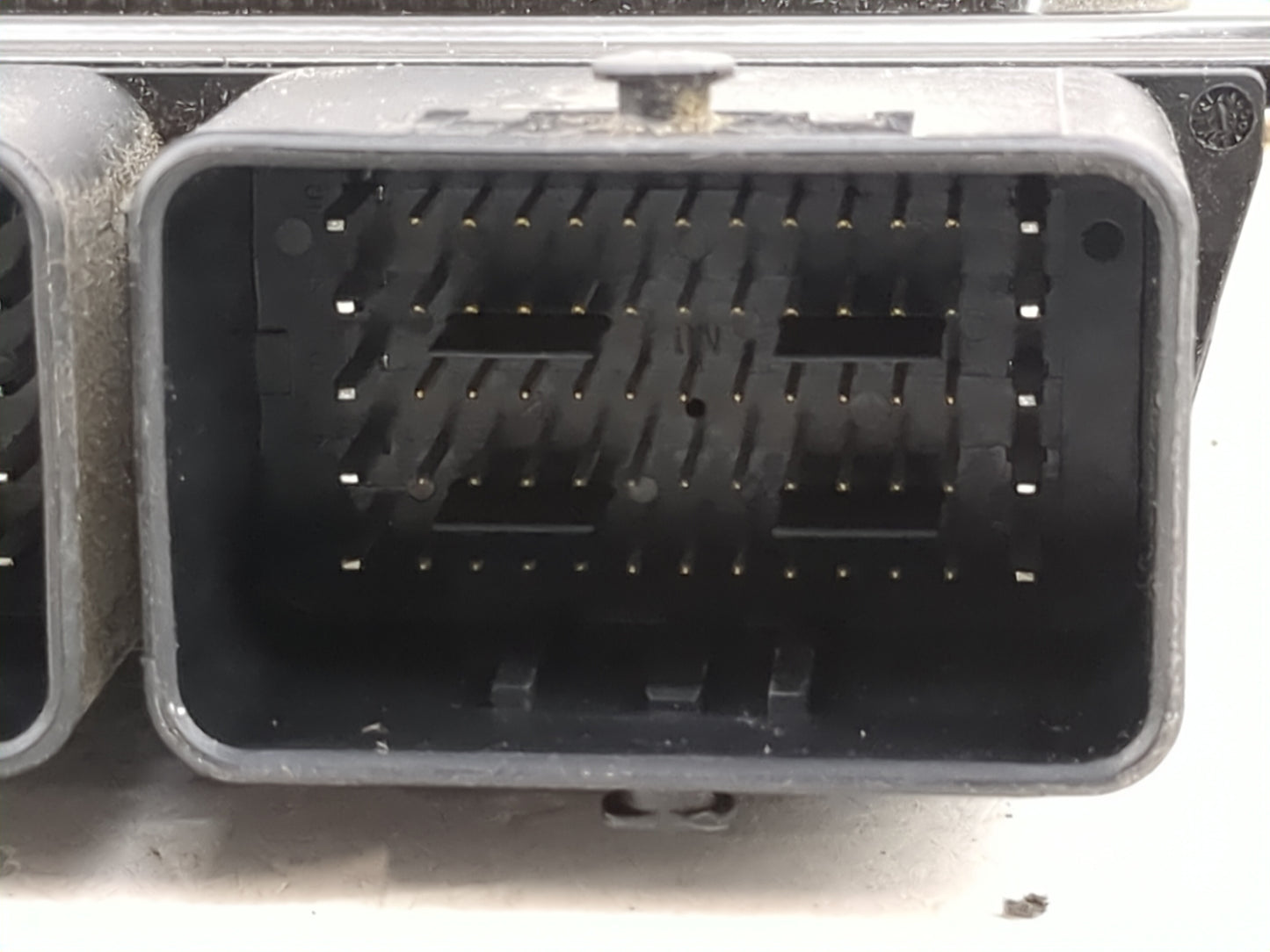 Subaru Legacy Electric Control Module 22765ak85b|tn112800-5583 - Oemusedautoparts1.com